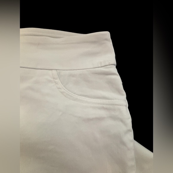 Ruby Red Pull On White Jeans Sz XL  SKU 10 - Picture 5 of 8